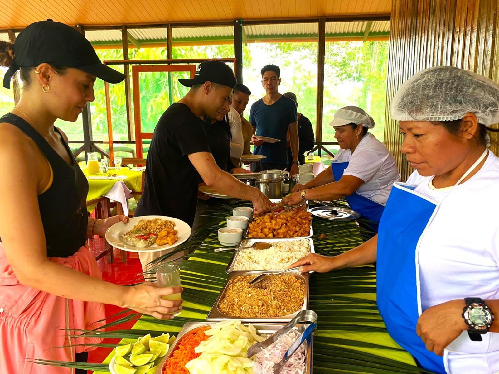 Amazon Acai Lodge Летисия Екстериор снимка