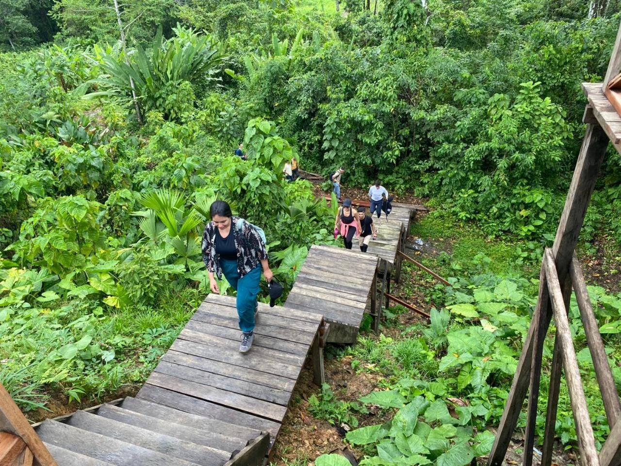 Amazon Acai Lodge Летисия Екстериор снимка