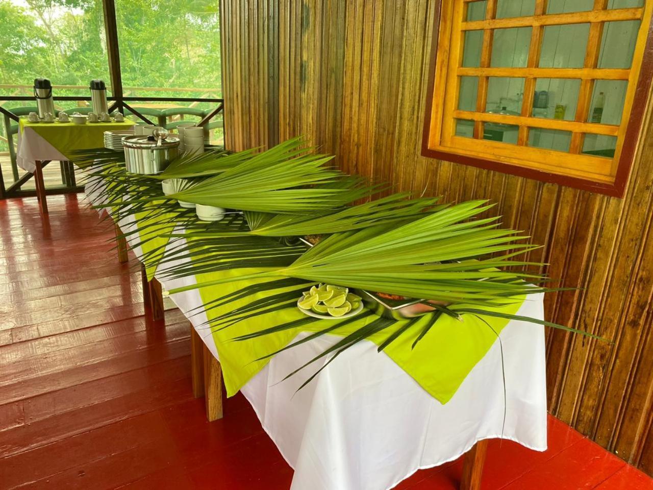 Amazon Acai Lodge Летисия Екстериор снимка
