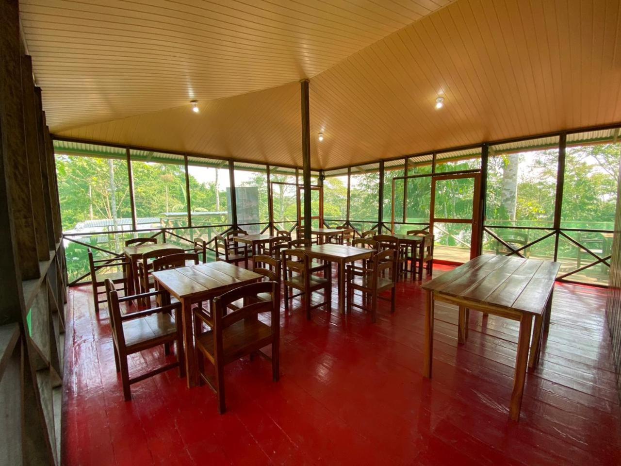 Amazon Acai Lodge Летисия Екстериор снимка