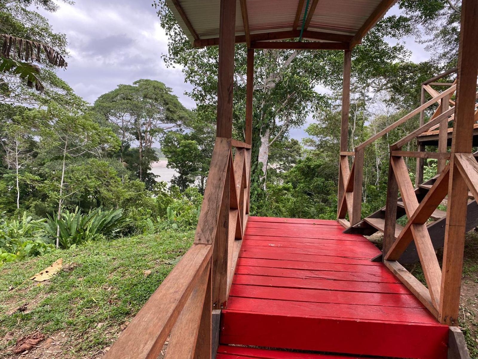 Amazon Acai Lodge Летисия Екстериор снимка